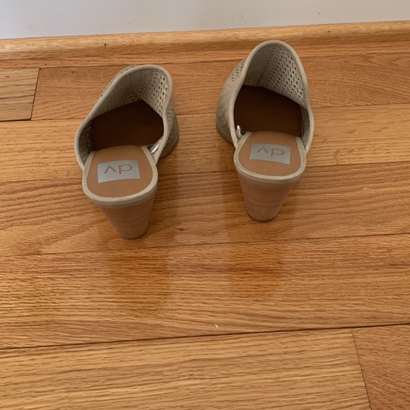 DV Mules - Picture 4 of 6